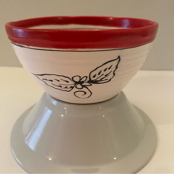 Artables Canada moose pottery bowl. Collectable great for nuts or candy - Picture 3 of 5